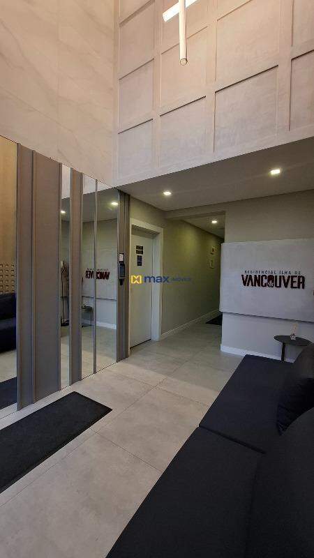 Apartamento para aluguel no Centro: Hall de Entrada