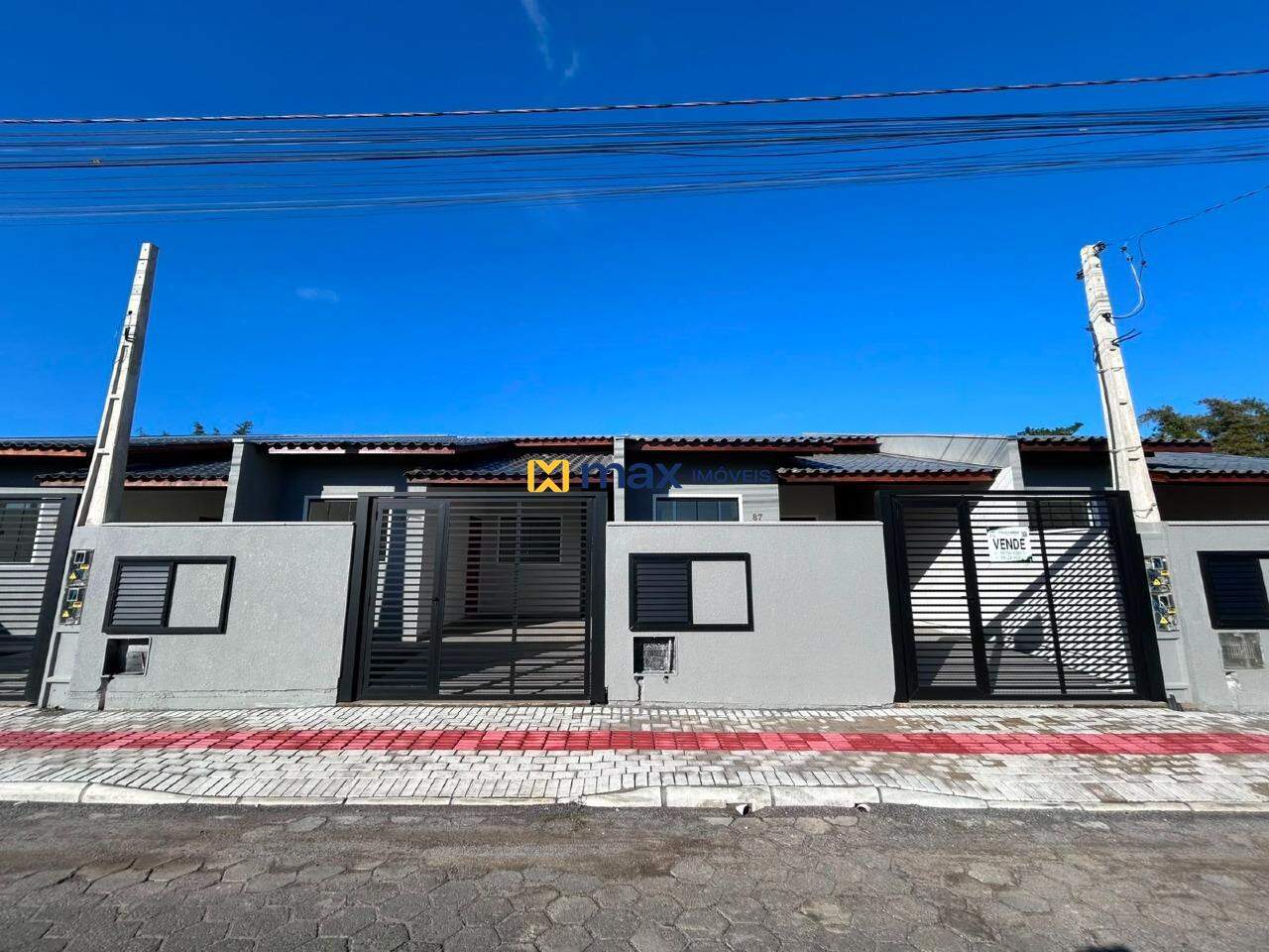 Casa à venda no Meia Praia: 
