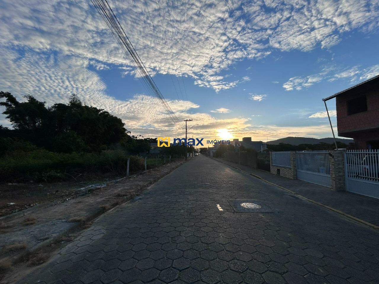 Casa à venda no Meia Praia: