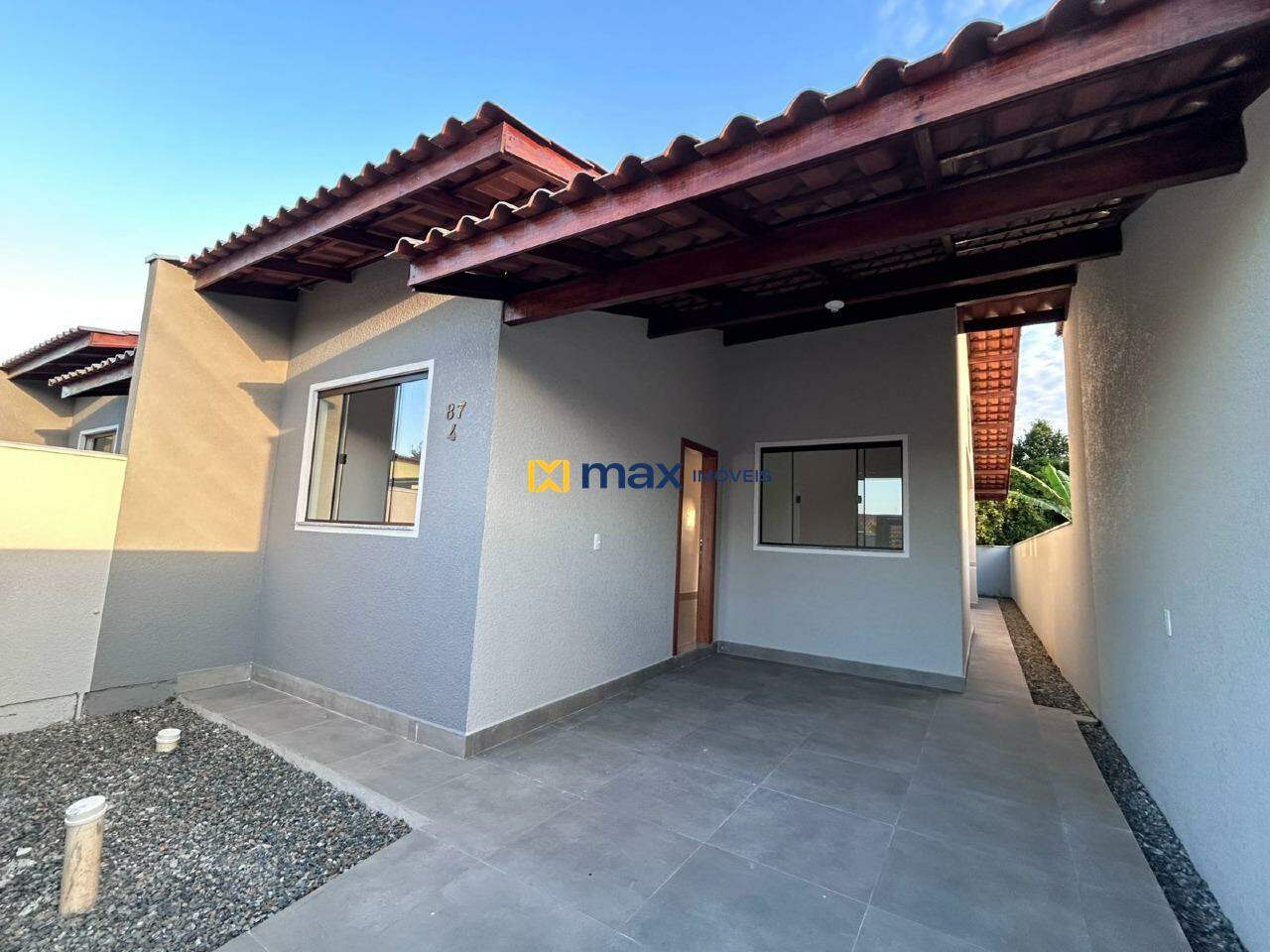Casa à venda no Meia Praia: