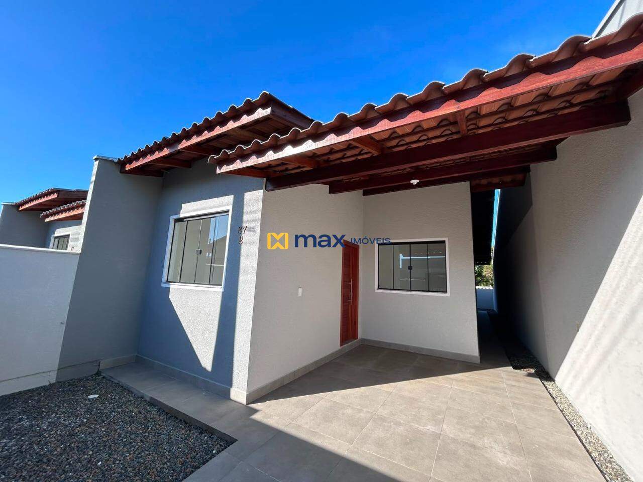 Casa à venda no Meia Praia: 