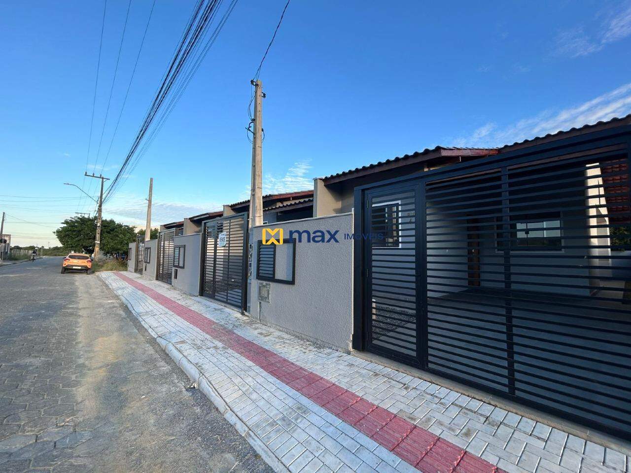 Casa à venda no Meia Praia: 