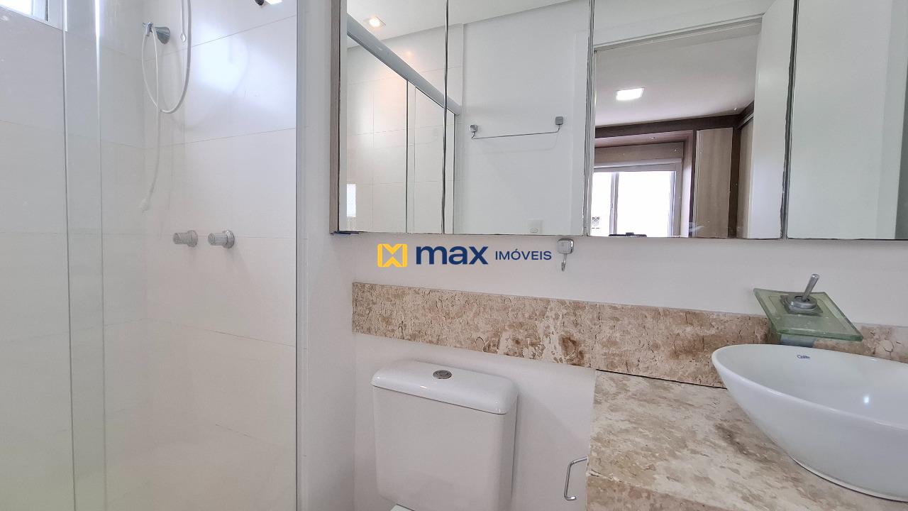 Apartamento à venda no São João: Banheiro suíte