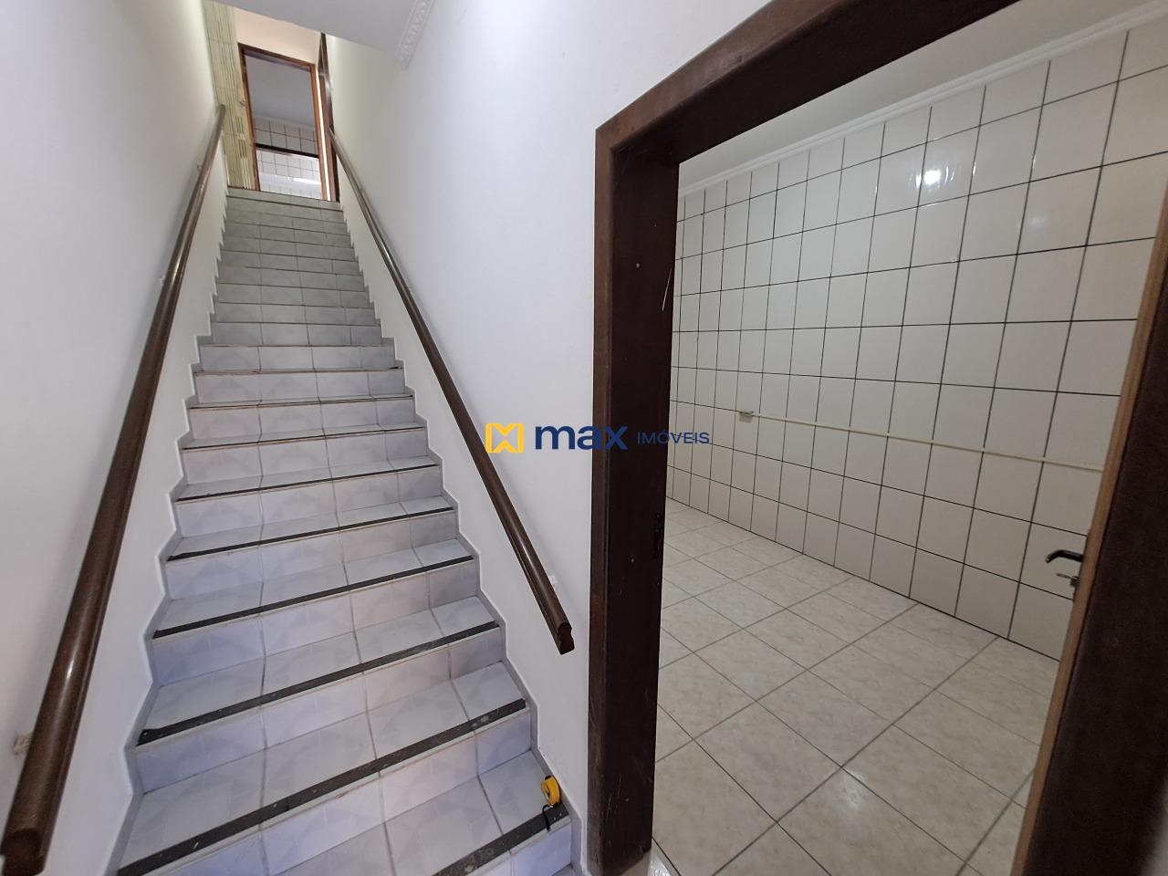 Apartamento à venda no São Judas: Escada Acesso