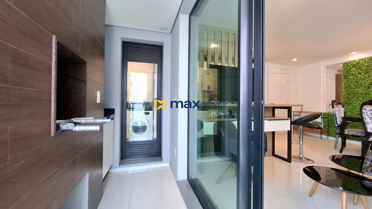 Apartamento à venda no Praia Brava: Sacada com churrasqueira