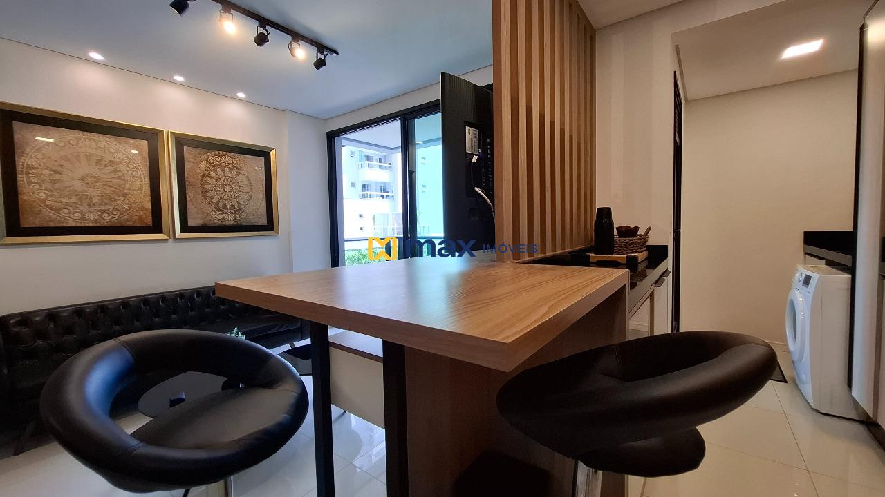 Apartamento à venda no Praia Brava: Living integrado