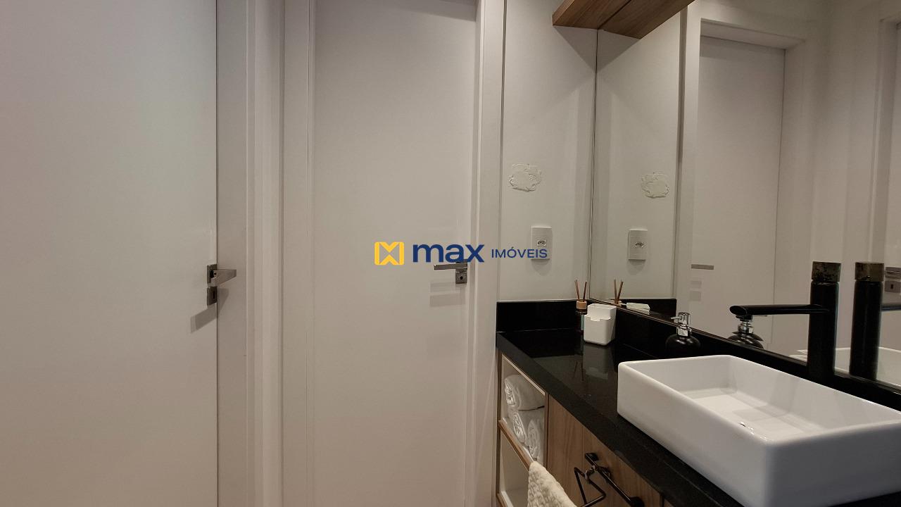 Apartamento à venda no Praia Brava: Corredor