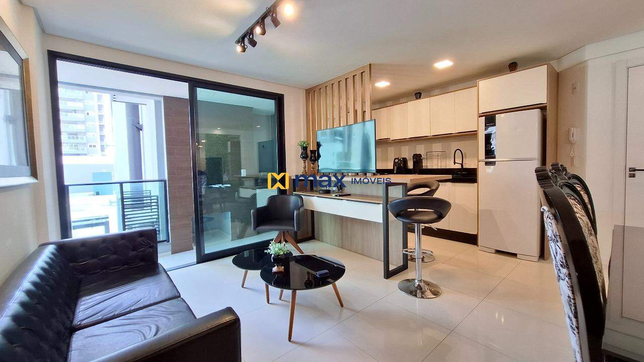 Apartamento à venda no Praia Brava: Living integrado