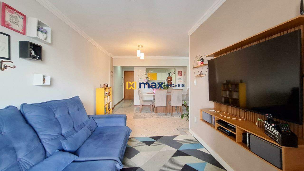 Apartamento à venda no Centro: Living integrado