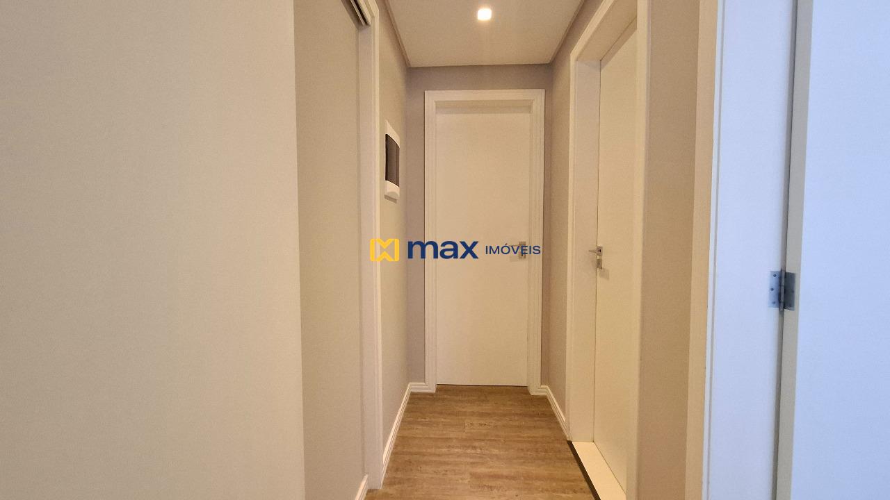 Apartamento à venda no Vila Operária: Corredor