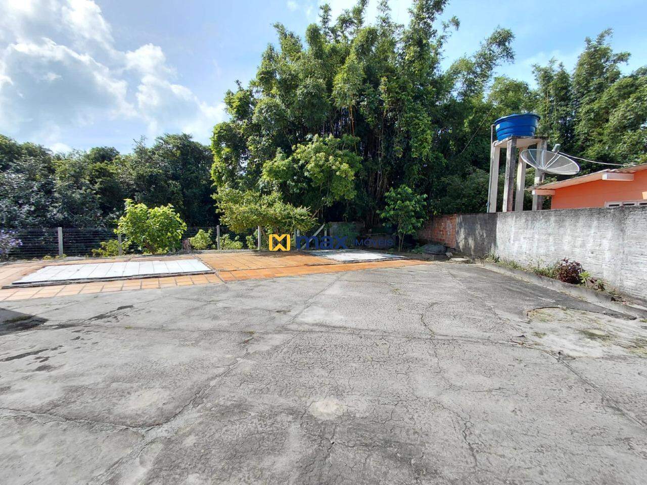 Apartamento para aluguel no gravatá: Estacionamento