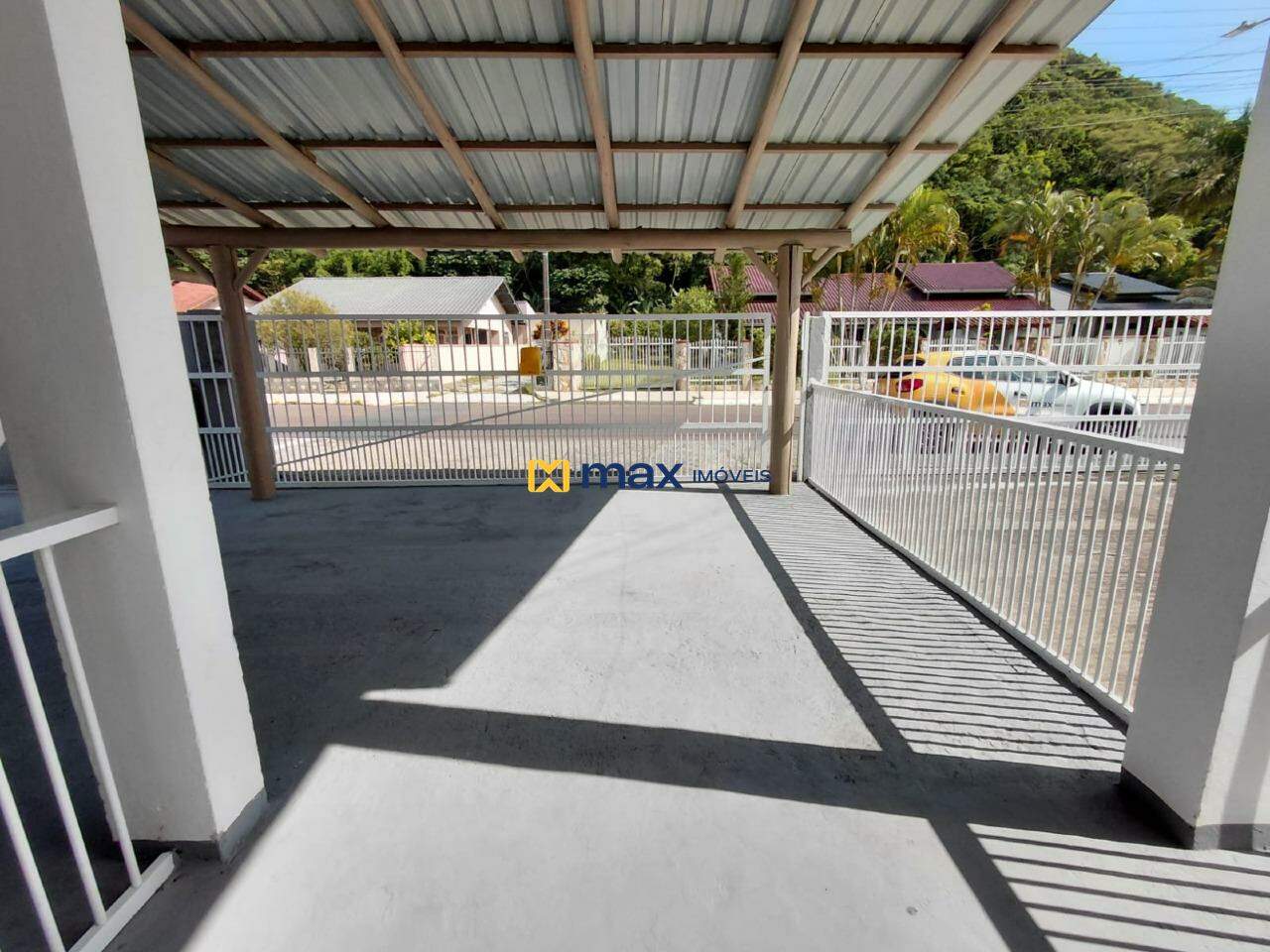 Apartamento para aluguel no gravatá: Garagem