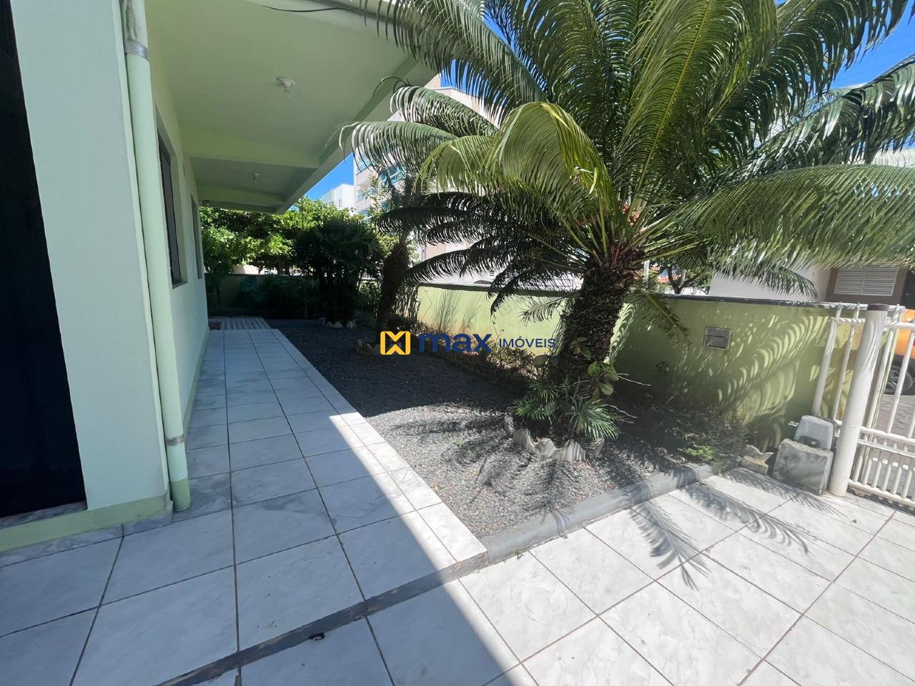 Casa para aluguel no Gravatá: Jardim