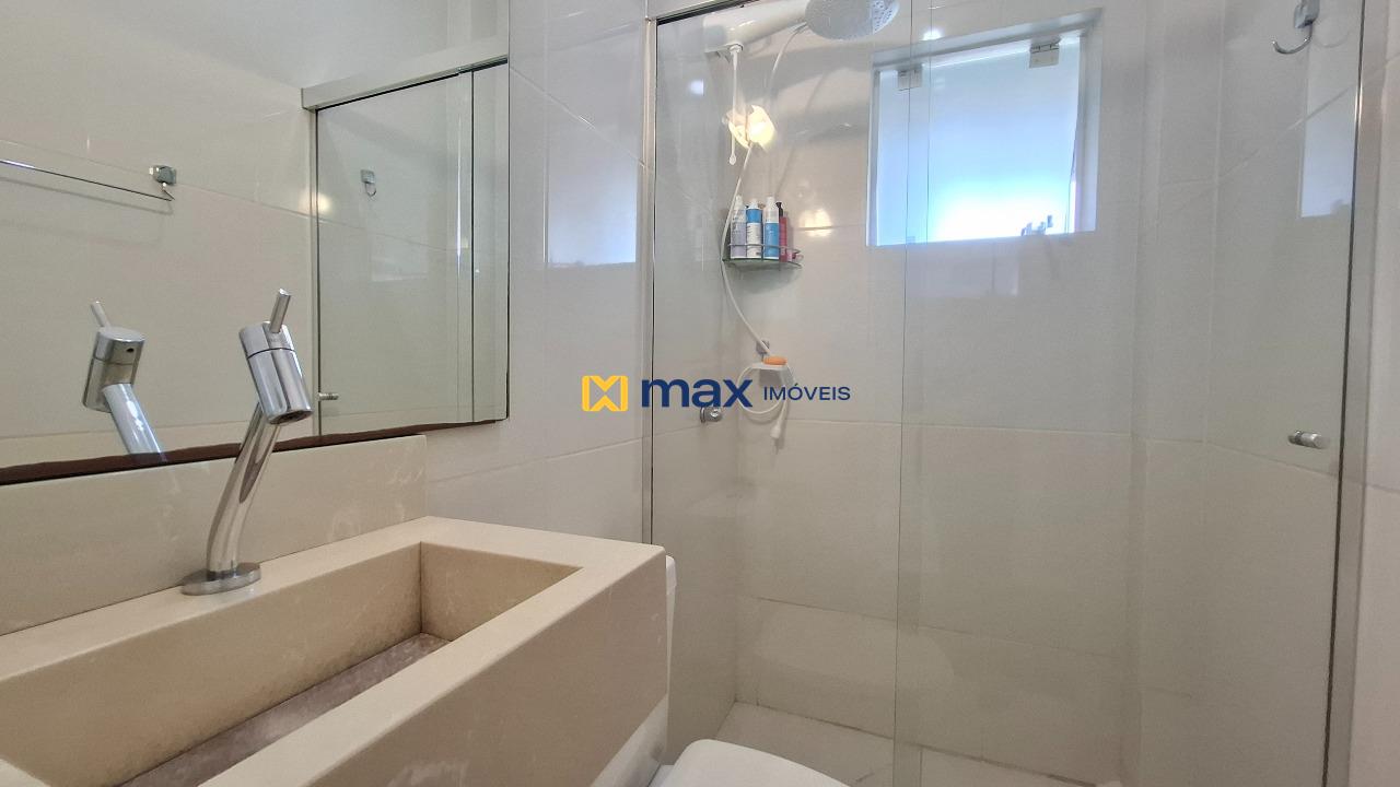 Apartamento à venda no São João: Banheiro social