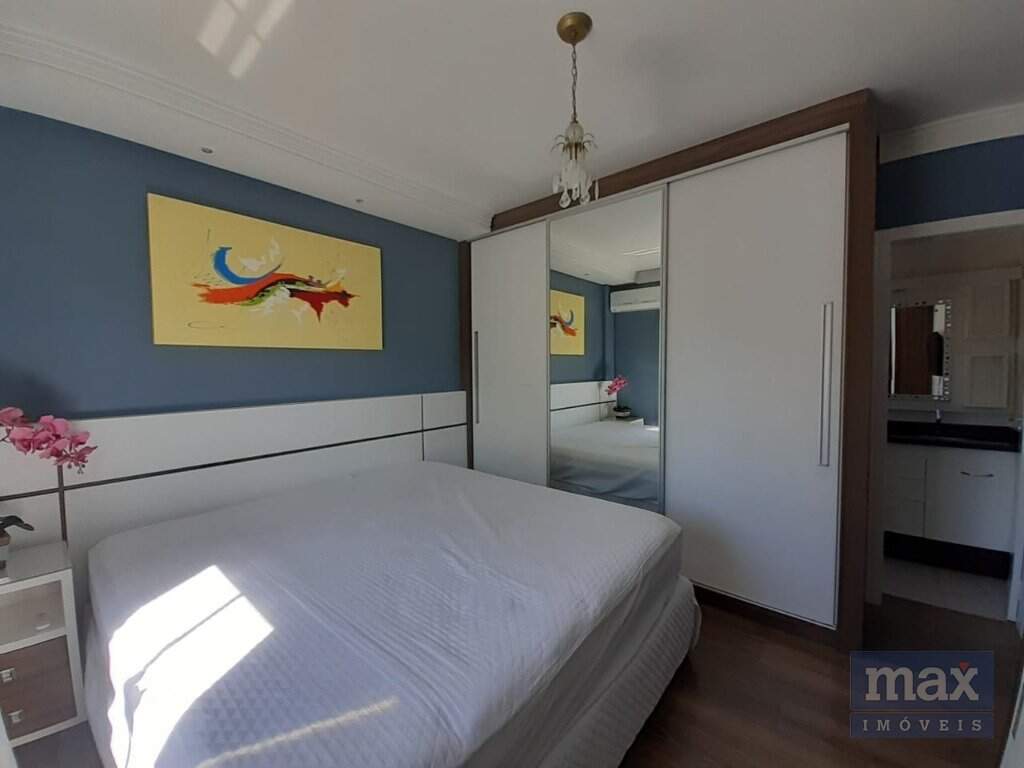 Apartamento à venda no Nações: 