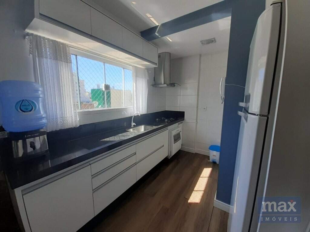 Apartamento à venda no Nações: 