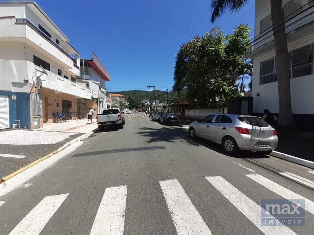 Apartamento à venda no Nações: 