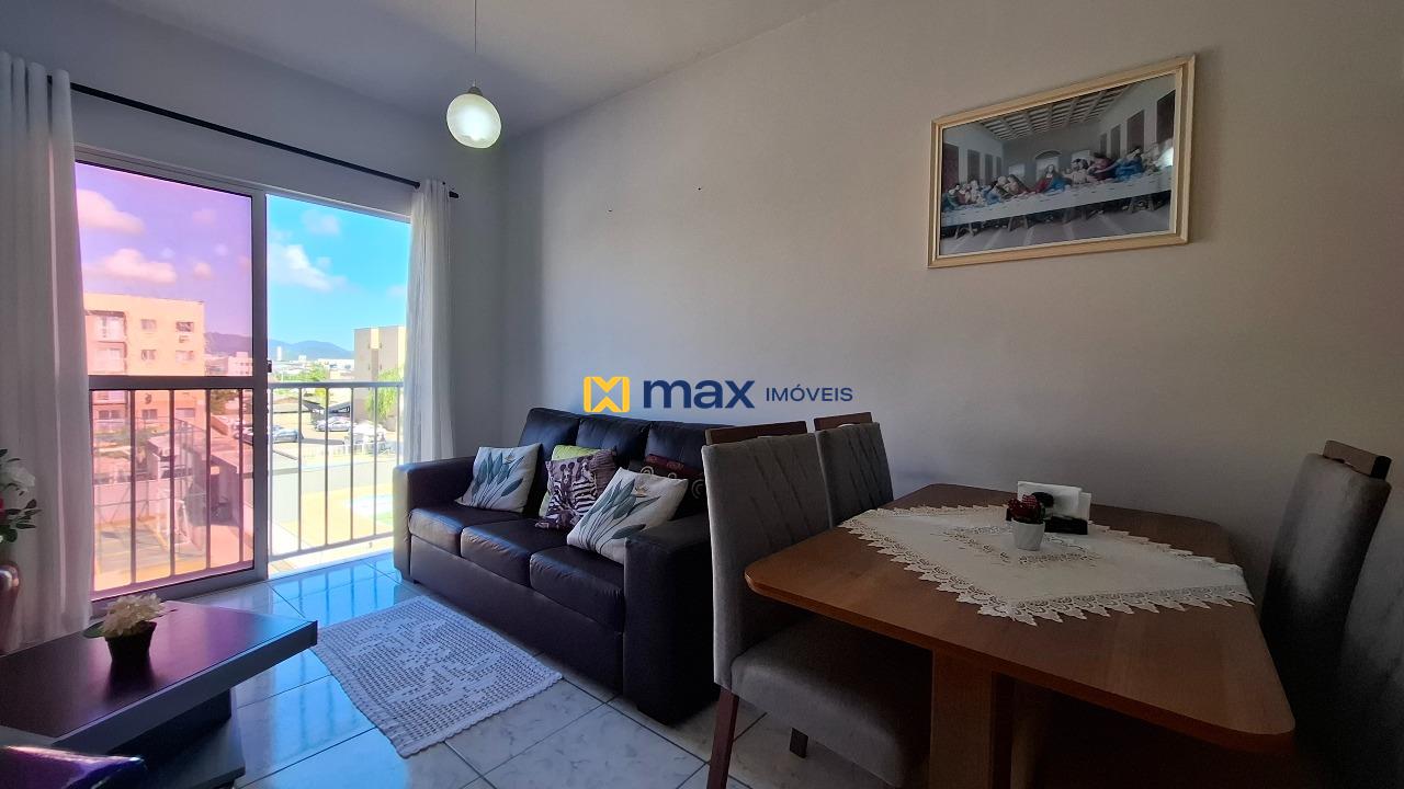 Apartamento à venda no Itaipava: Living integrado