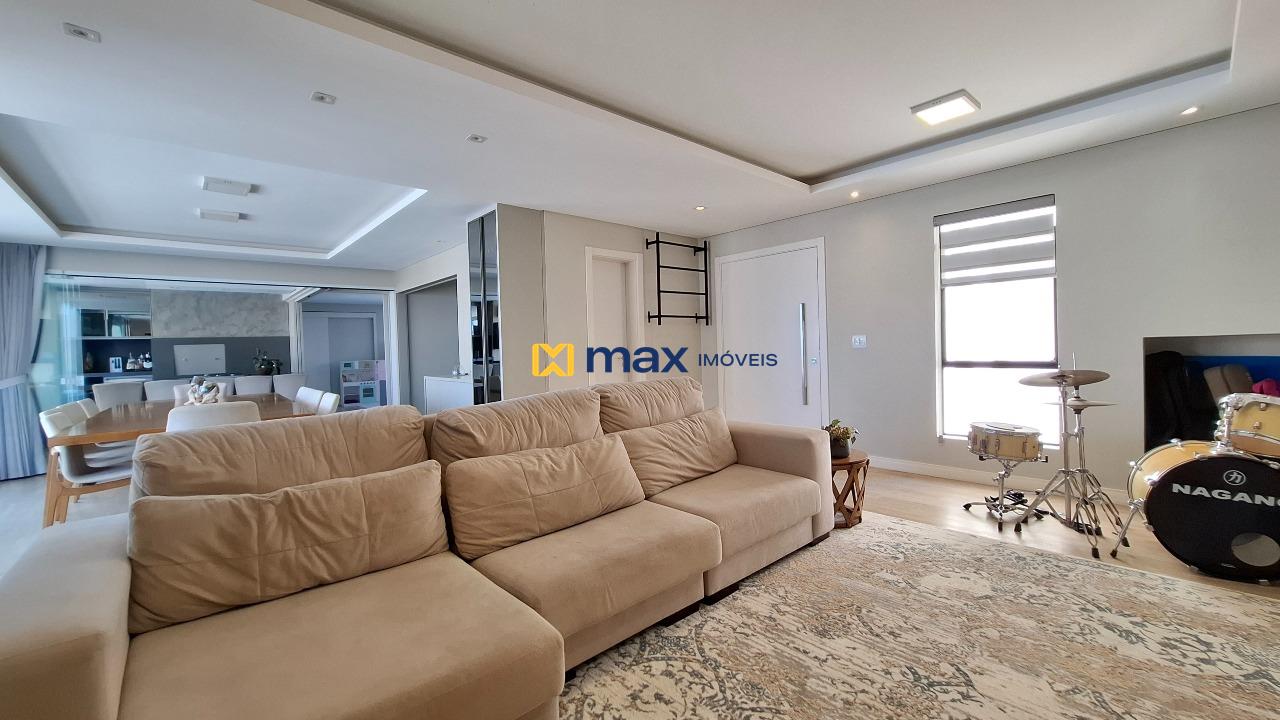 Apartamento à venda no Centro: Living integrado