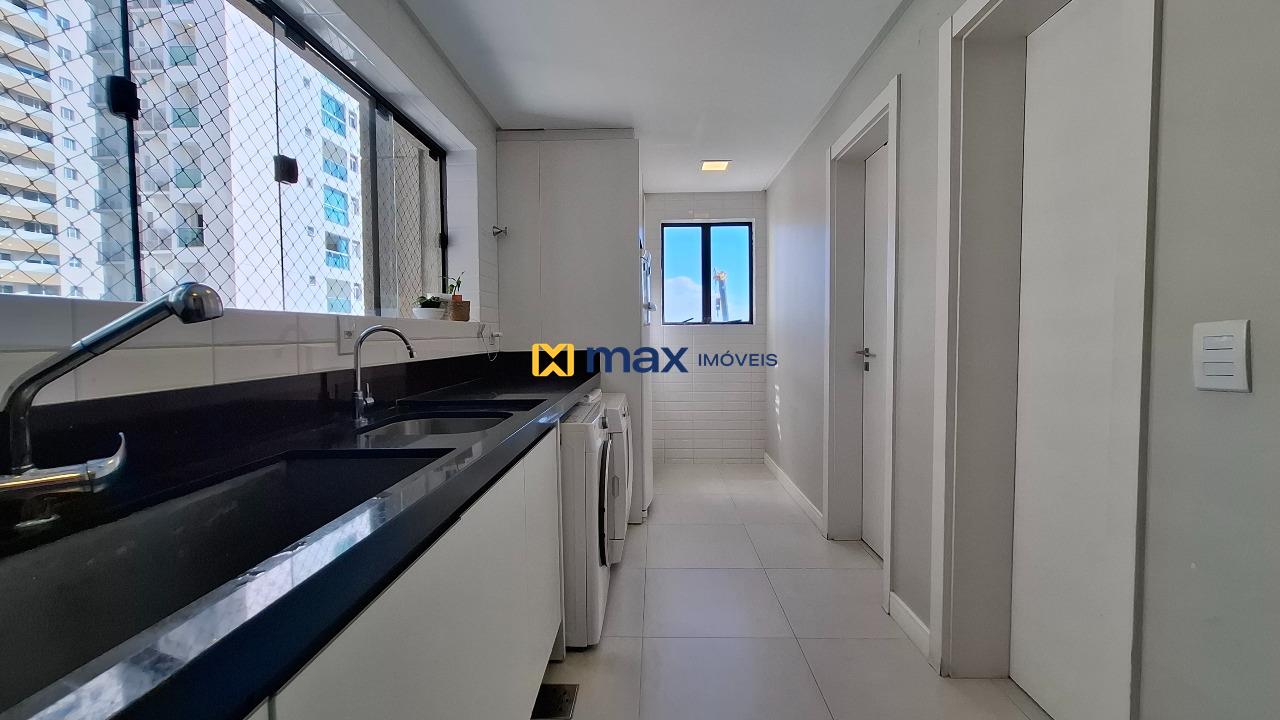 Apartamento à venda no Centro: Área de serviço