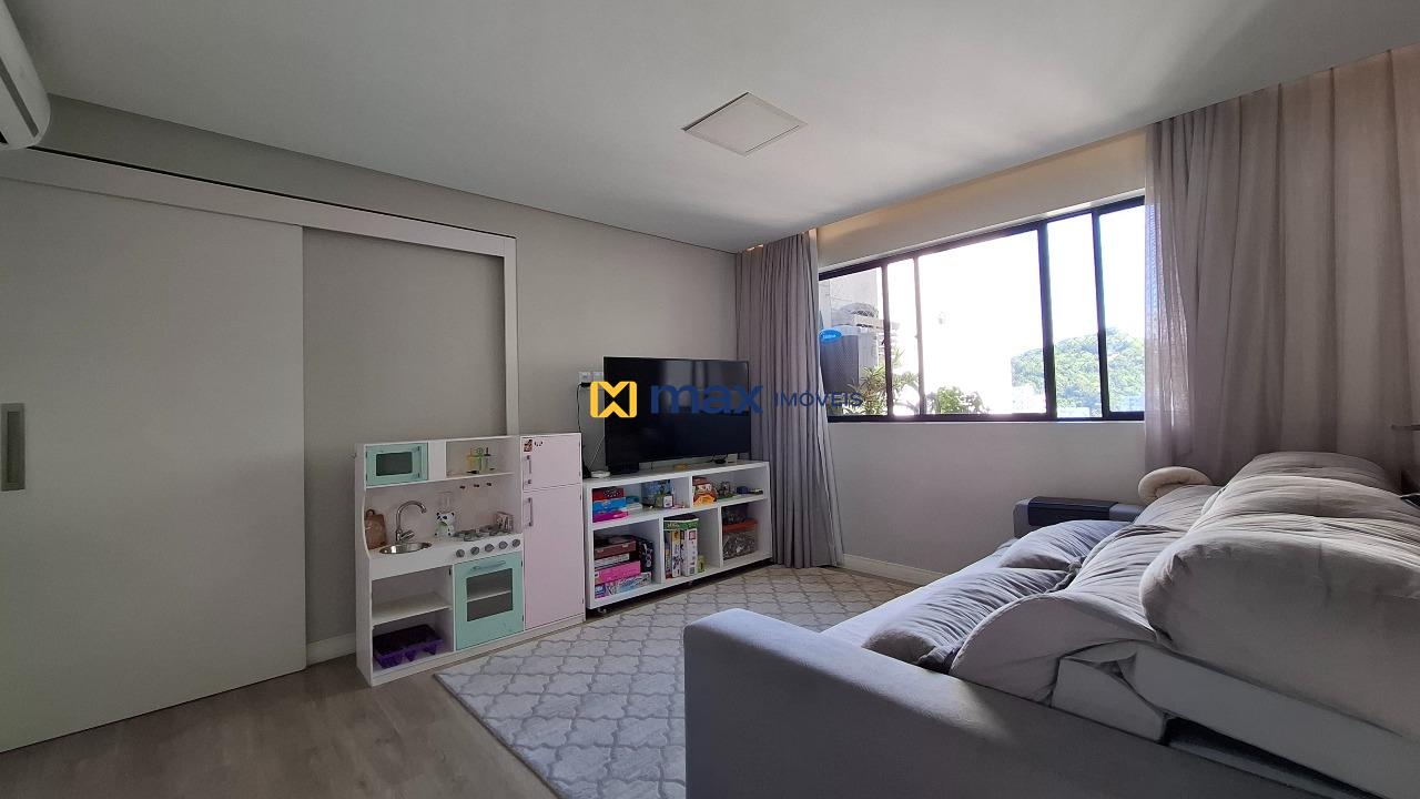 Apartamento à venda no Centro: Sala de estar
