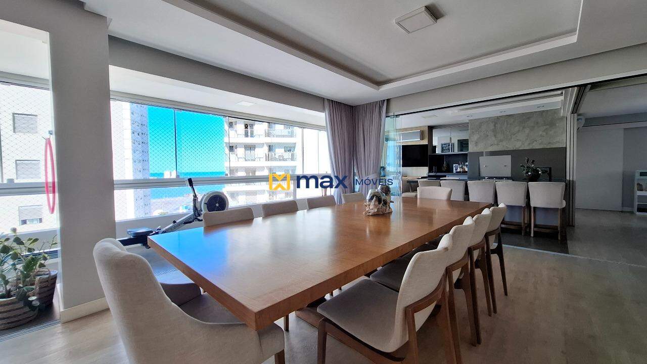 Apartamento à venda no Centro: Living integrado