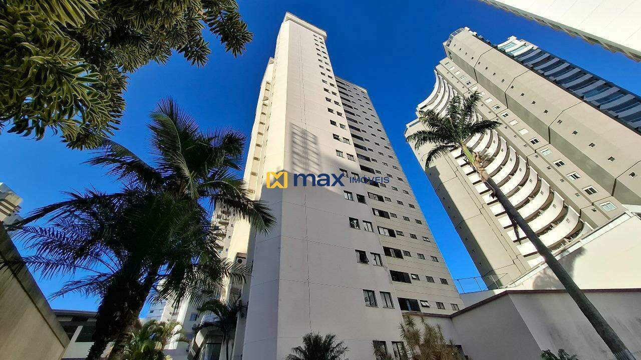 Apartamento à venda no Centro: Fachada