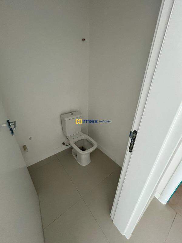 Apartamento à venda no Centro: Lavabo