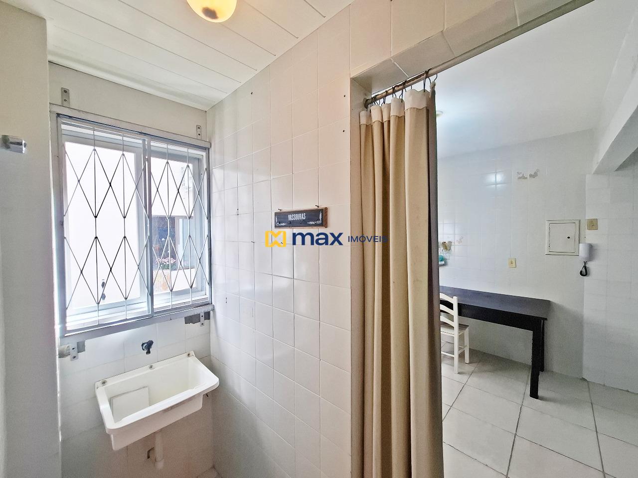 Apartamento para aluguel no Centro: Lavanderia 