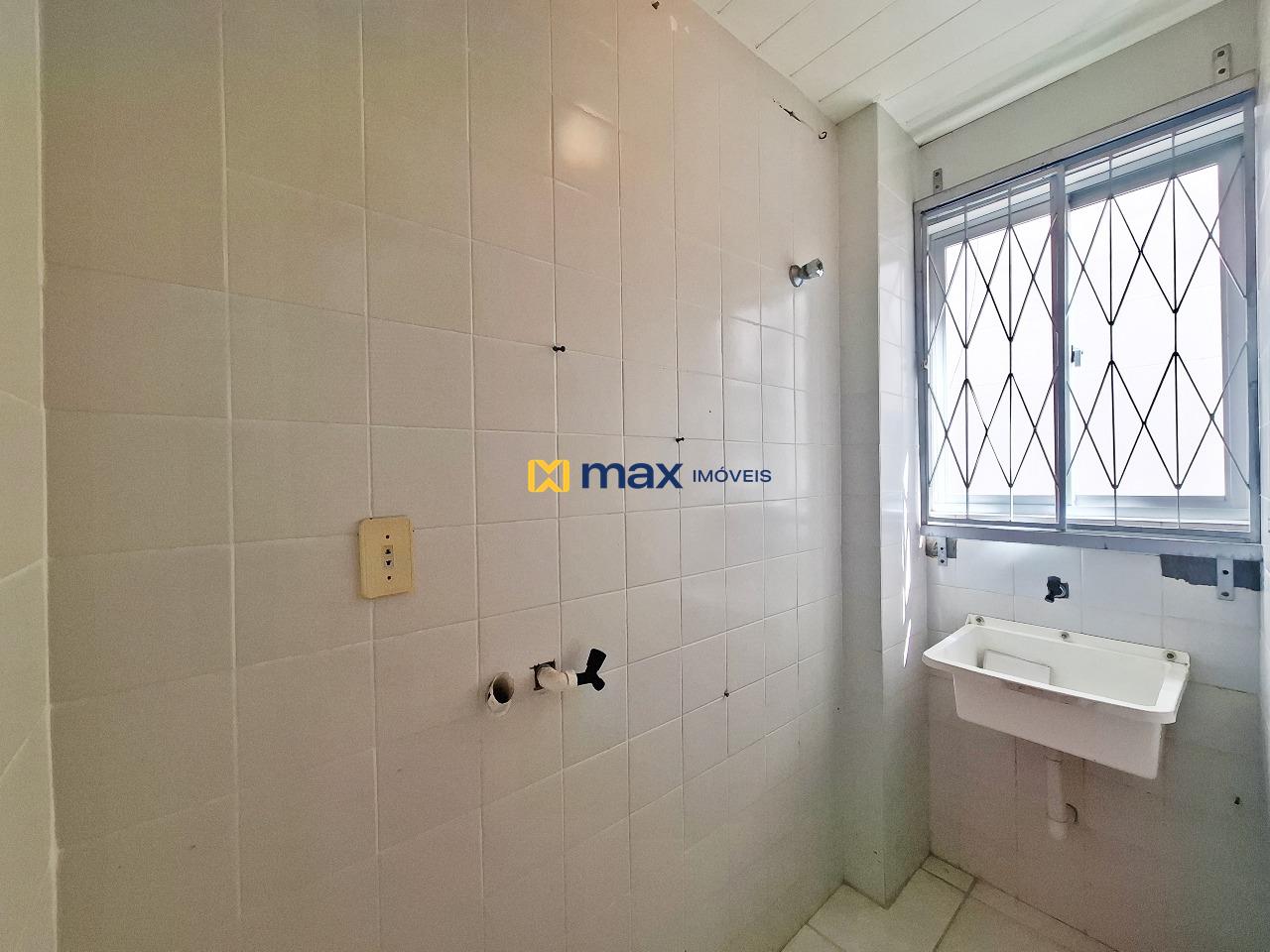 Apartamento para aluguel no Centro: Lavanderia 