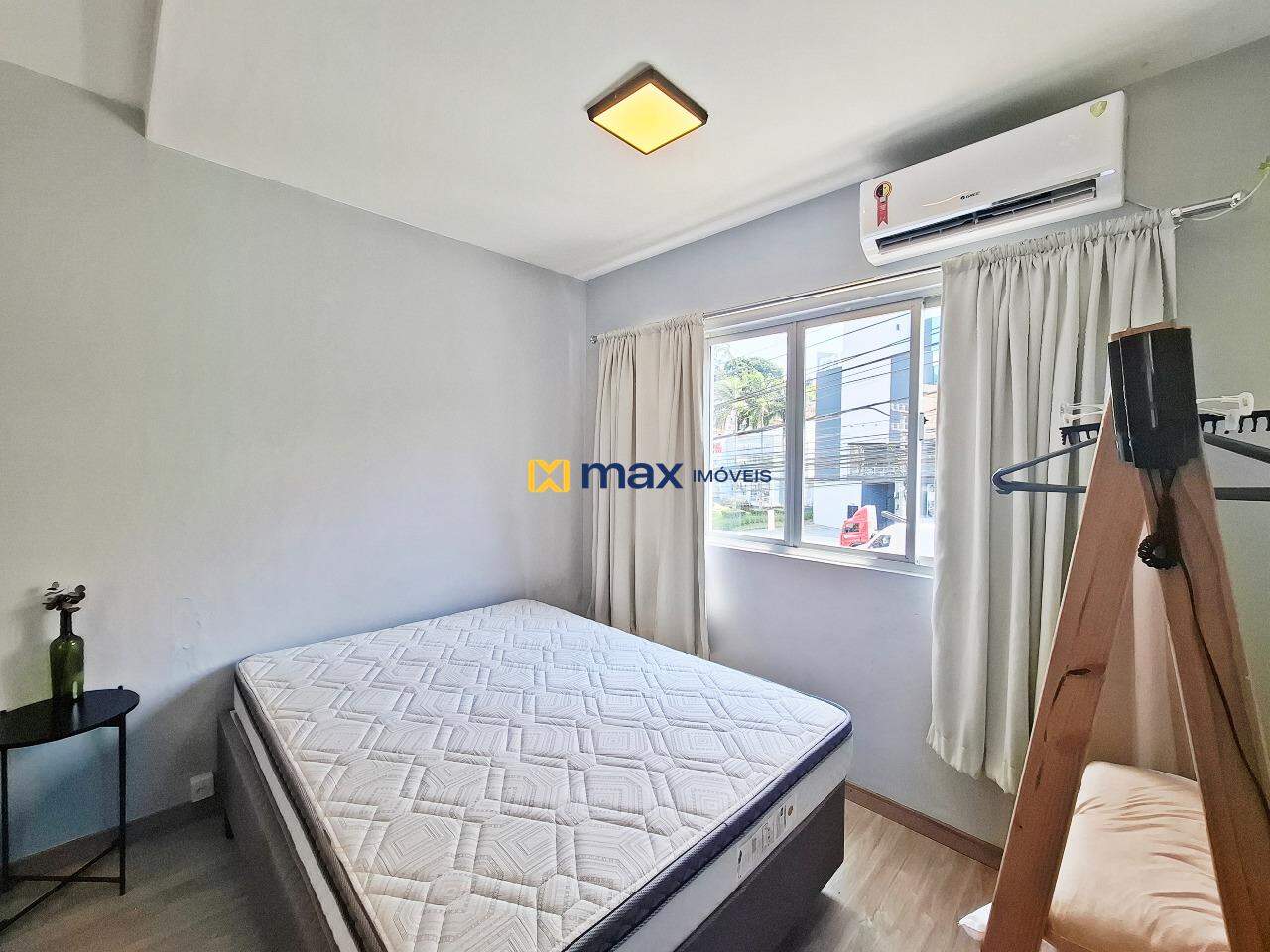 Apartamento para aluguel no Pioneiros: Sala/Quarto
