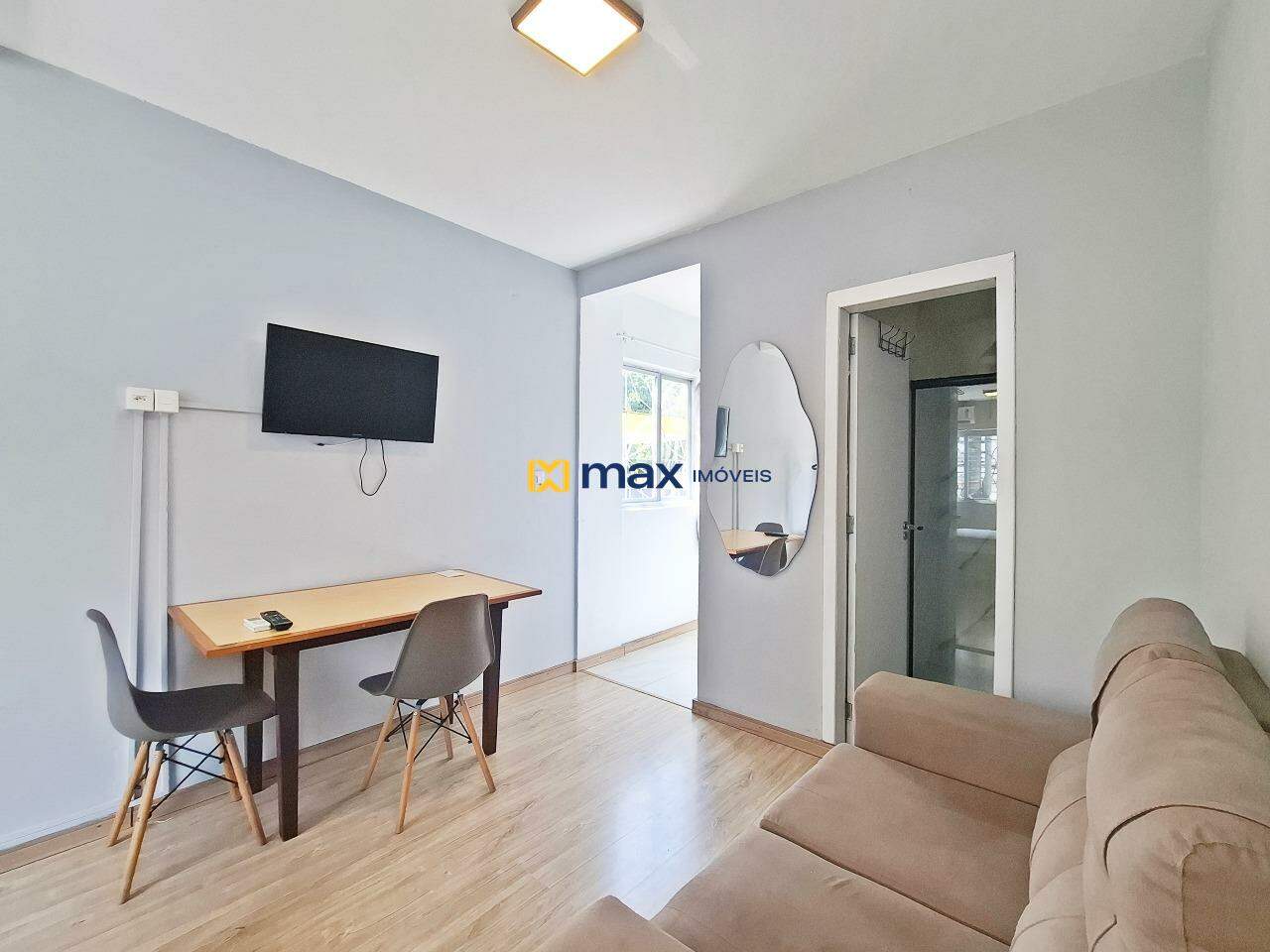 Apartamento para aluguel no Pioneiros: Sala/Quarto