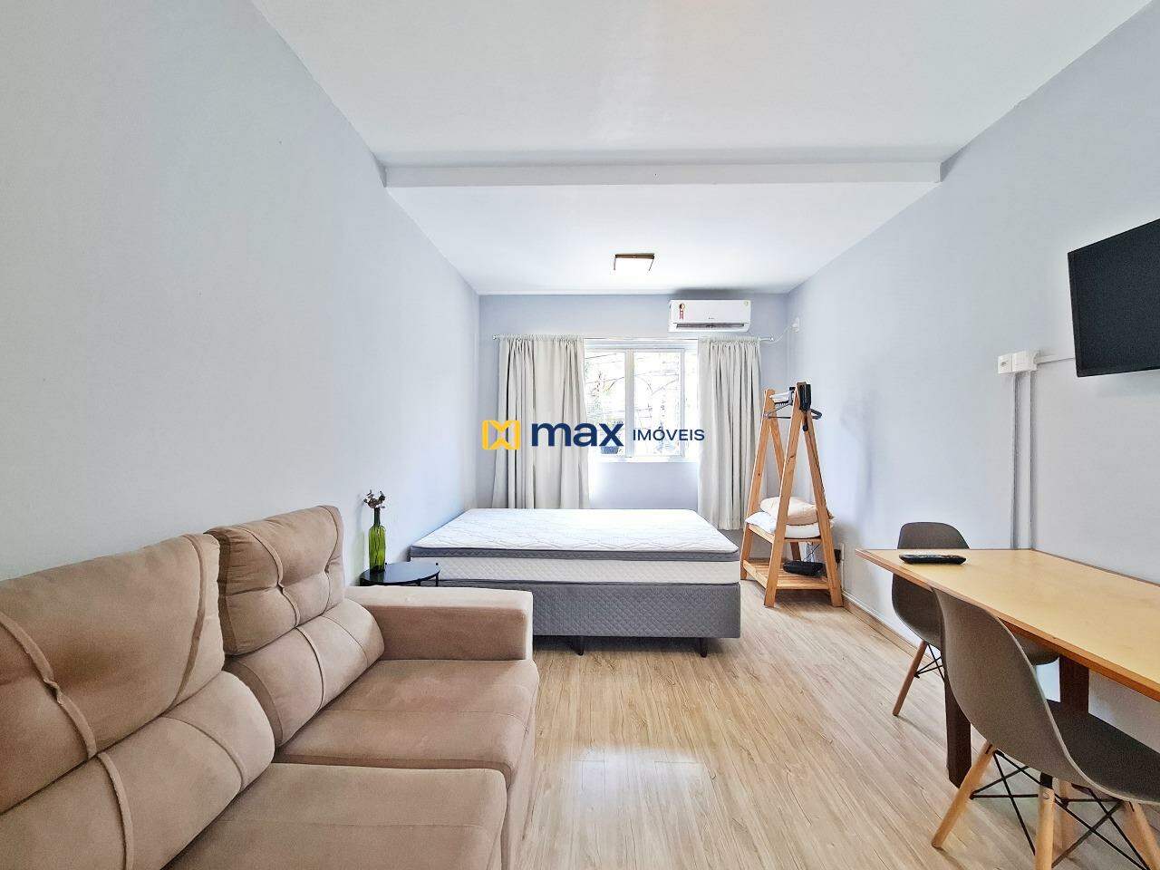 Apartamento para aluguel no Pioneiros: Sala/Quarto