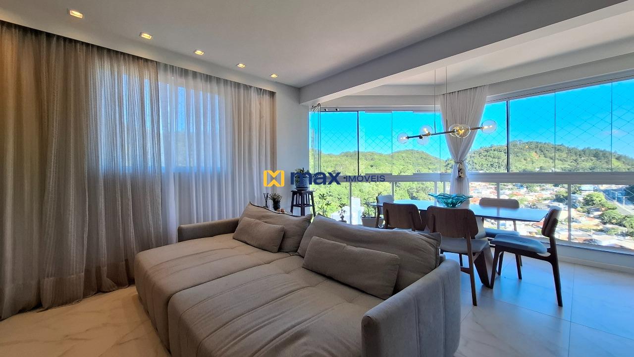 Apartamento à venda no Fazendinha: Living integrado