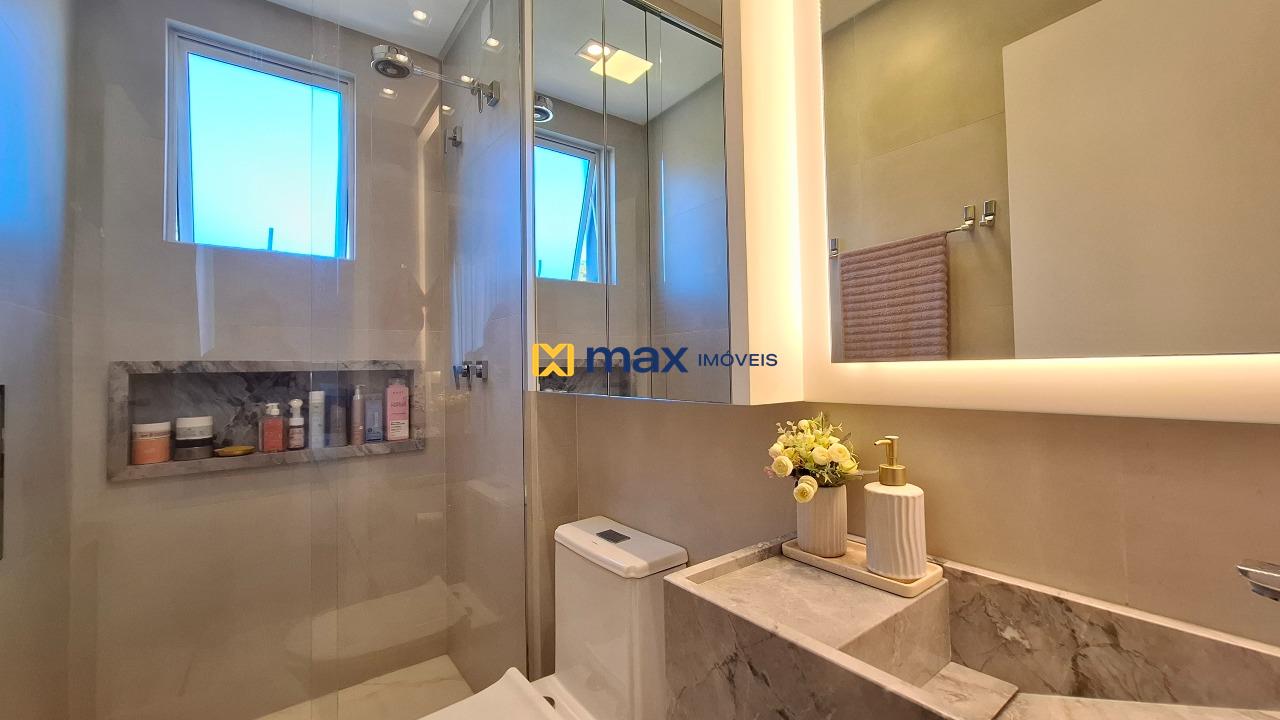 Apartamento à venda no Fazendinha: Banheiro suíte