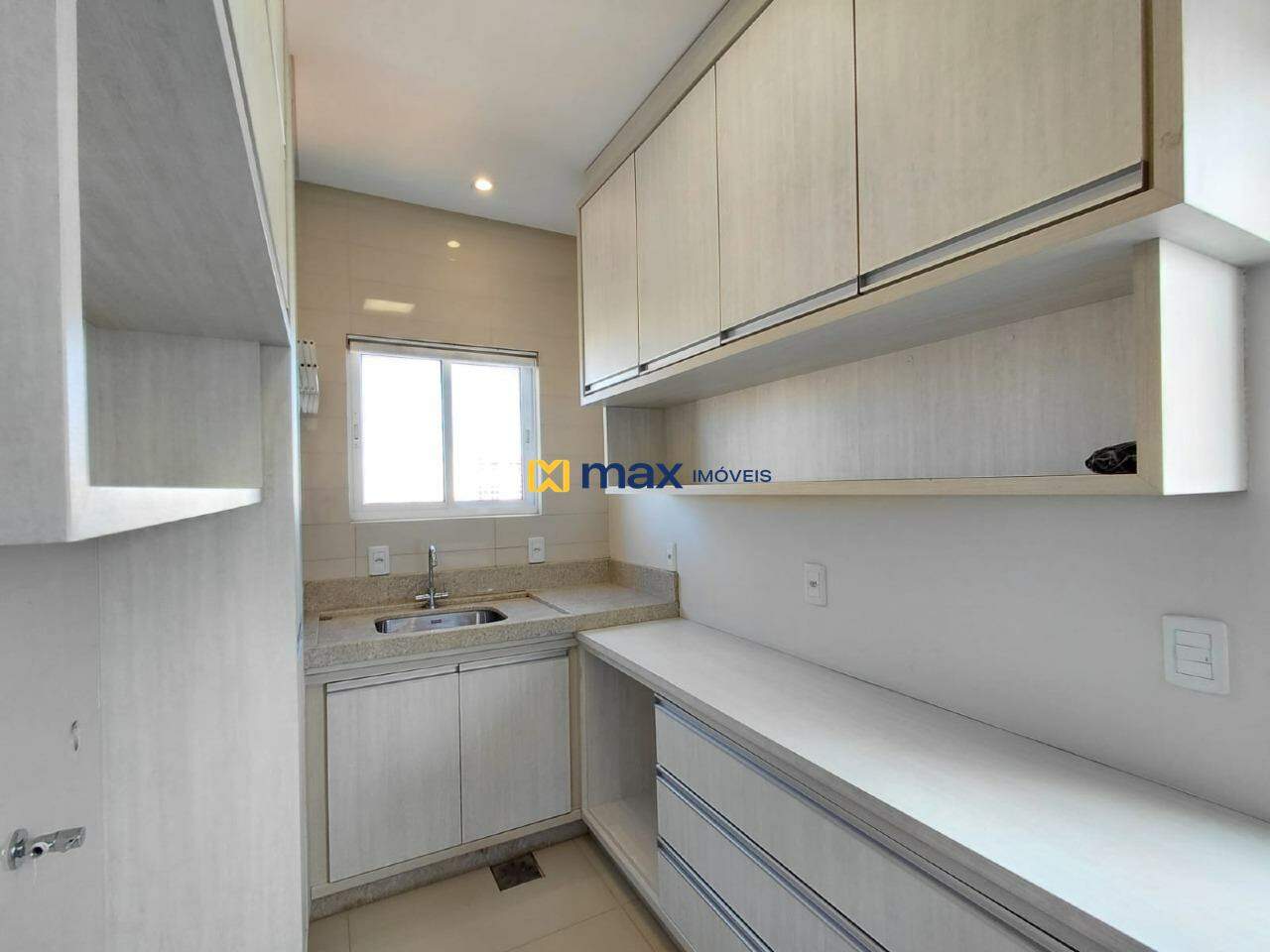 Apartamento à venda no Gravatá: Lavanderia