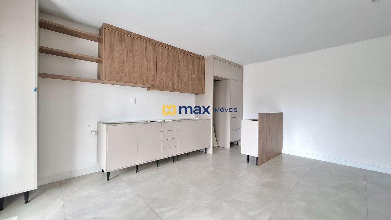 Apartamento à venda no Vila Operária: Living integrado