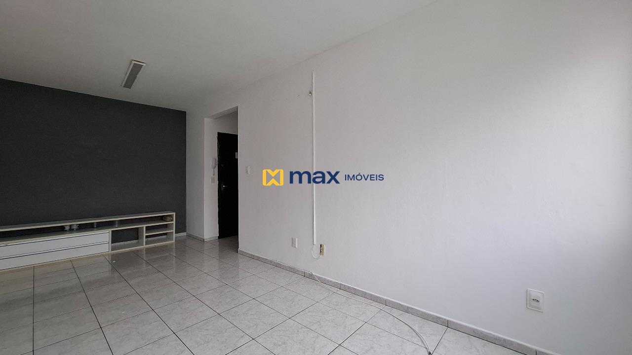 Apartamento para aluguel no São João: Living integrado