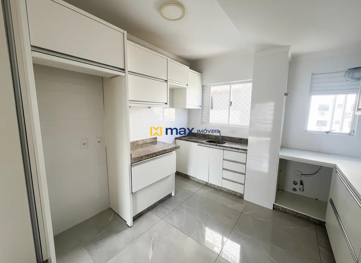 Apartamento para aluguel no Centro: 