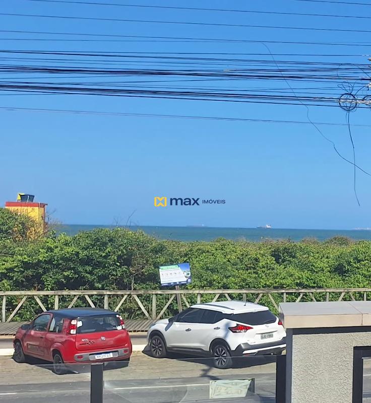 Apartamento para aluguel no Meia Praia: Frente mar