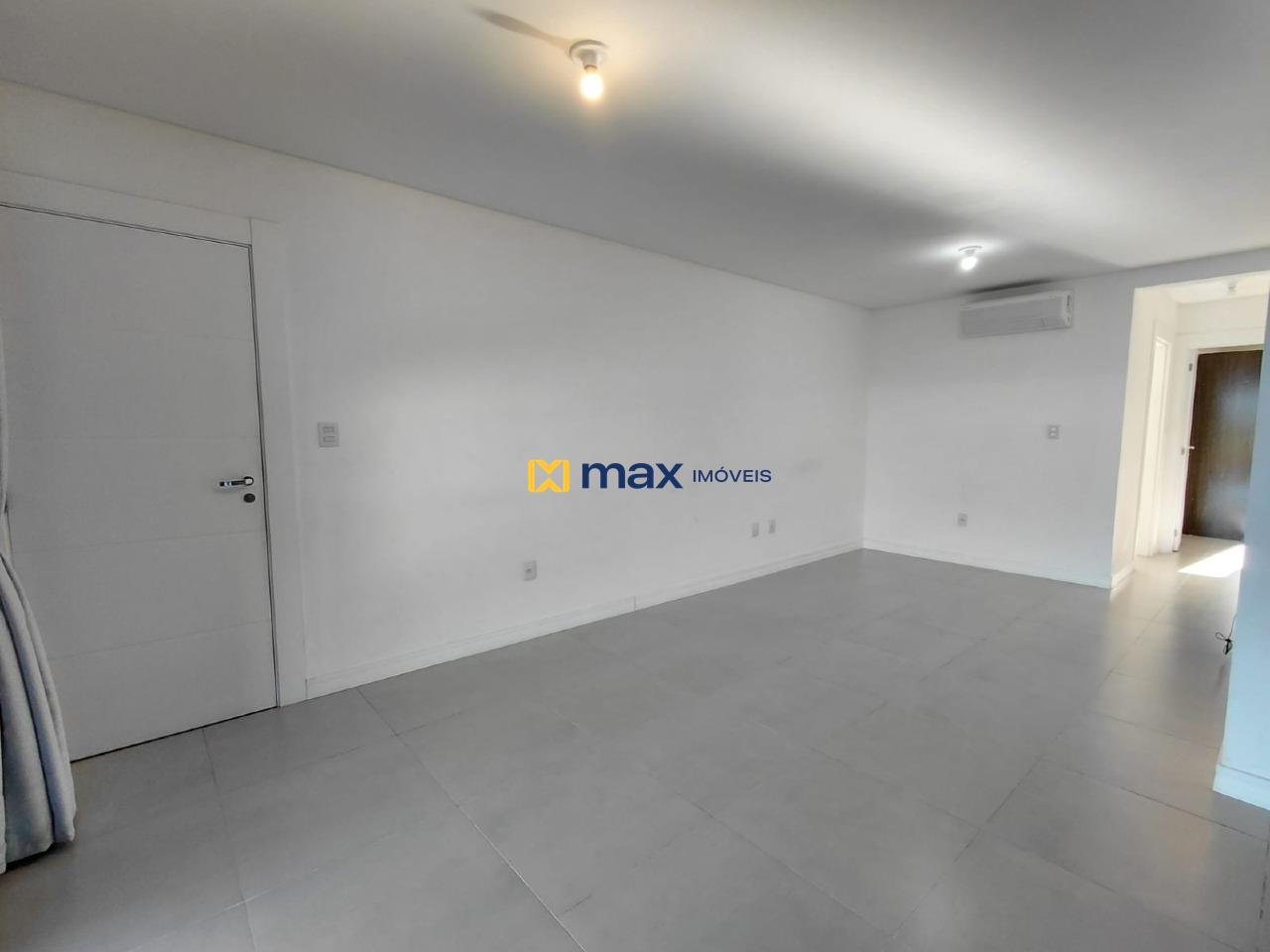 Apartamento para aluguel no Meia Praia: 