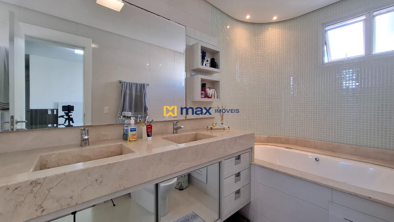 Apartamento à venda no Centro: Banheiro suíte 2