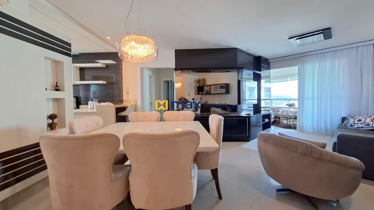 Apartamento à venda no Centro: Living integrado