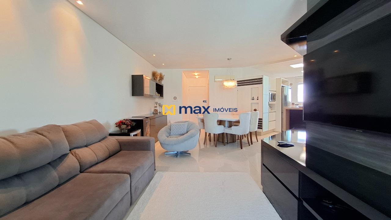 Apartamento à venda no Centro: Living integrado