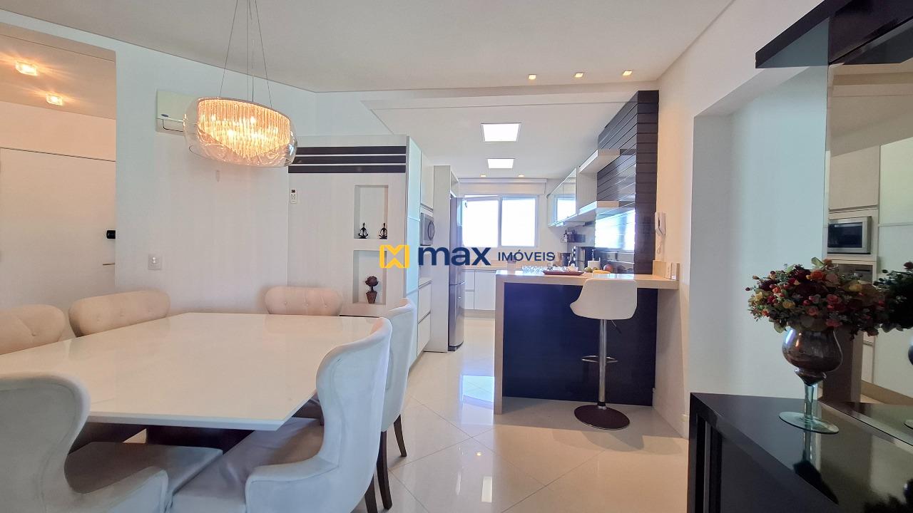 Apartamento à venda no Centro: Living integrado