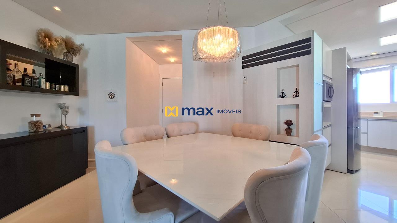 Apartamento à venda no Centro: Living integrado