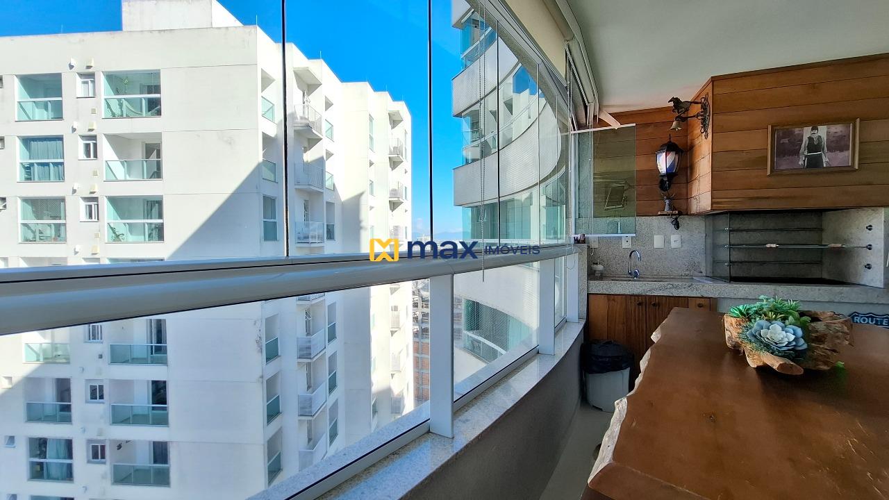 Apartamento à venda no Centro: Sacada com churrasqueira