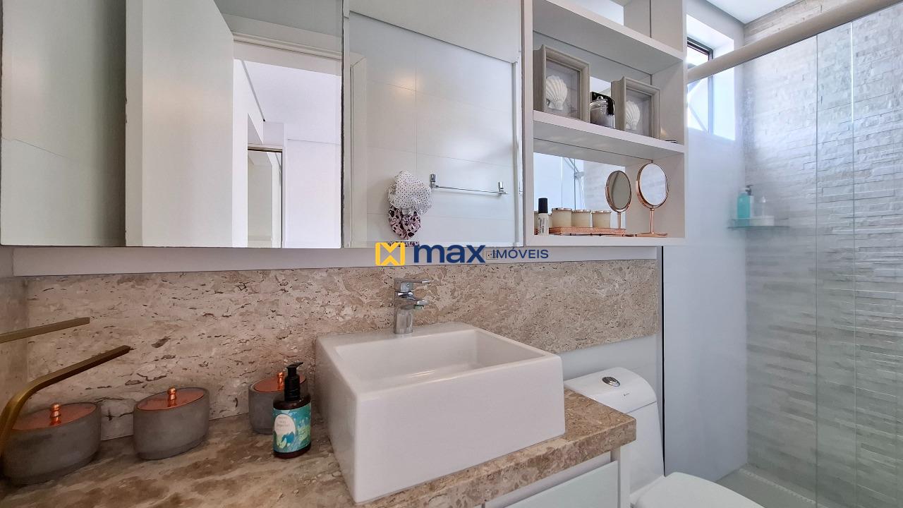 Apartamento à venda no Fazenda: Banheiro suíte