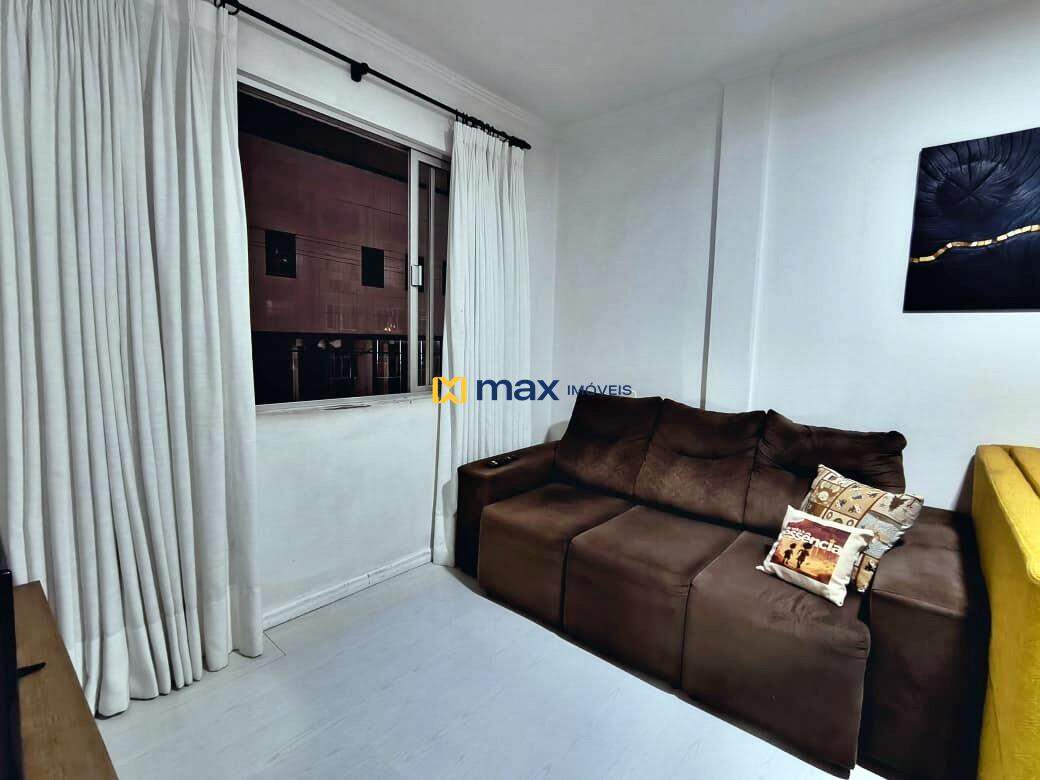 Apartamento à venda no Centro: sala de estar e jantar
