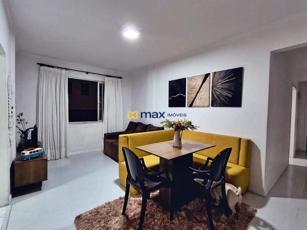 Apartamento à venda no Centro: sala de estar e jantar